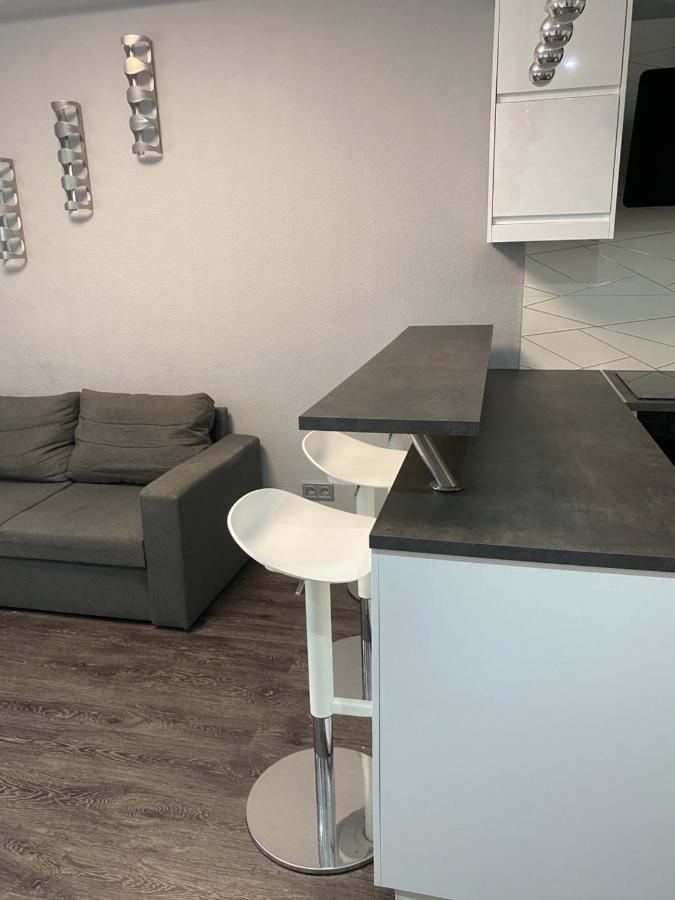 Apartament Turul Luxury Apartman Tatabánya Zewnętrze zdjęcie